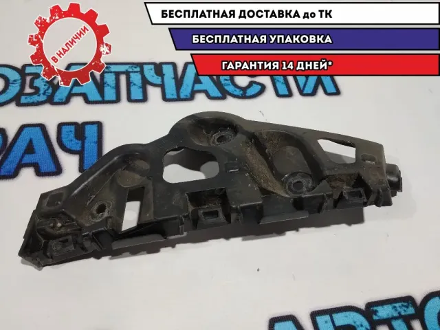 Кронштейн заднего бампера правый Renault Sandero 2 850440810R