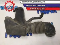 Патрубок воздушного фильтра Hyundai Sonata NF 281383K010 Отличное состояние.