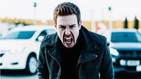 Сосед захватил парковочное место — что делать? Все про общедомовые парковки