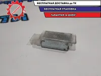 Плафон салонный Skoda Superb 2 6L0947565 Отличное состояние