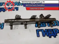 Рампа топливная Skoda Superb 2 06J133317M Отличное состояние