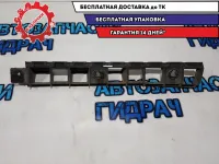 Кронштейн заднего бампера левый Skoda Superb 2 3T5807863 Отличное состояние