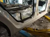 Порог со стойкой правый Skoda Superb 2 Отличное состояние