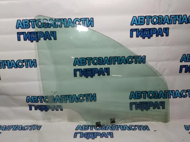 Стекло двери передней правой Nissan Terrano 3 8030800Q0F.