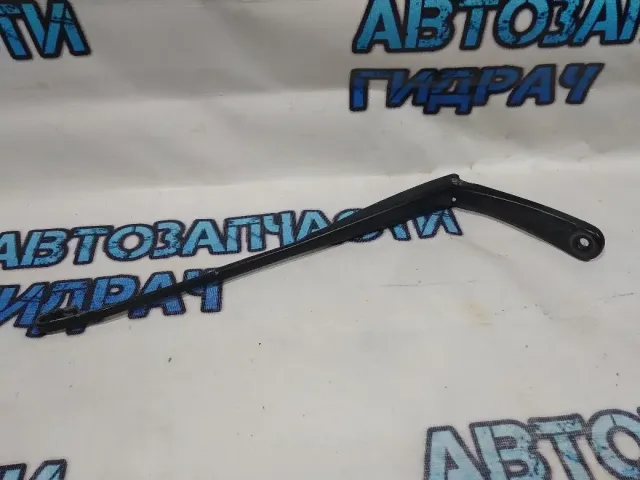 Поводок стеклоочистителя передний левый Nissan Terrano 3 2888100Q0J.