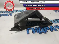 Воздуховод радиатора левый Nissan Terrano 3 628112690.