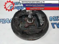 Щит опорный задний левый Nissan Terrano 3 4403000Q0H.