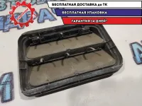 Решетка вентиляционная Nissan Terrano 3 7700838358.