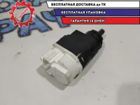 Датчик включения стоп сигнала Nissan Terrano 3