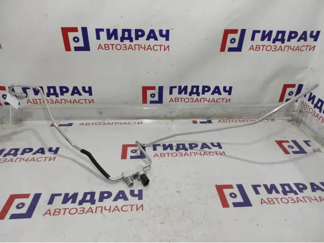 Трубка кондиционера Toyota Camry (XV55).  88710-33510