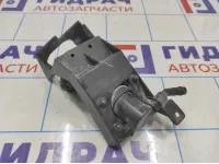 Форсунка омывателя фары правая Mazda 3 (BK).   BP4K5182X