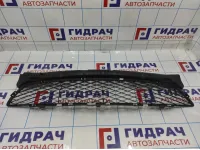 Решетка в бампер центральная Mazda 3 (BK).  BP4K501T1
