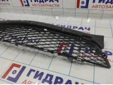 Решетка в бампер центральная Mazda 3 (BK).  BP4K501T1