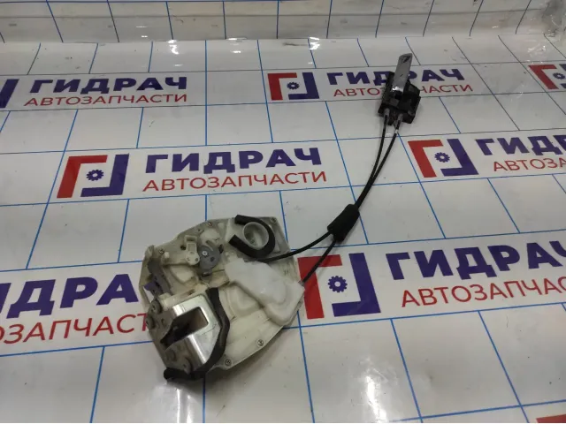 Замок двери задней правой Suzuki SX4. С ручкой внутренней. 82301-79J12