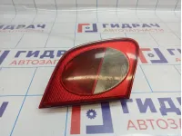 Фонарь задний внутренний левый Mercedes-Benz W211 E-Klasse. Царапины.