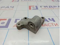 Кронштейн КПП Nissan Terrano III (D10).  8200805817