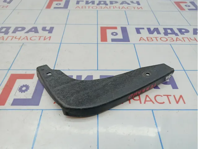 Накладка на порог задняя правая Nissan Terrano III (D10).  788A39082R