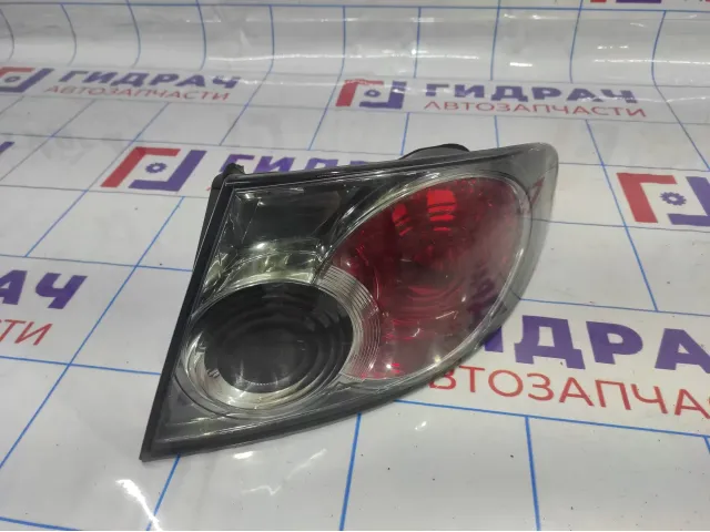 Фонарь задний правый Mazda 6 (GG). Дефект. 220-61971