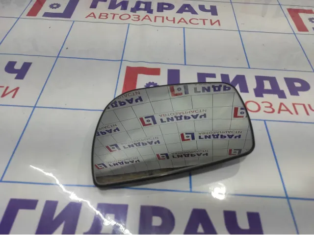 Стекло зеркала Lada Granta. Левое. 11188201231