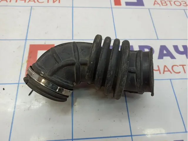 Патрубок воздушного фильтра Ford  Focus 3.