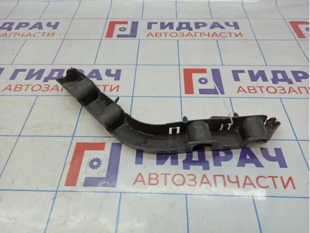 Кронштейн заднего бампера правый Peugeot  301.  9676786080