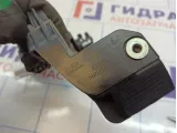 Кронштейн фары правый Kia Ceed 2.  ET013E