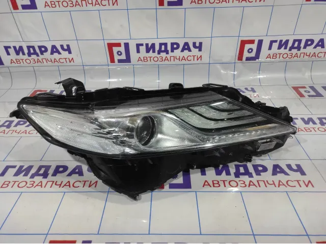 Фара правая Toyota Camry XV70. Дефекты. 8114533D71
