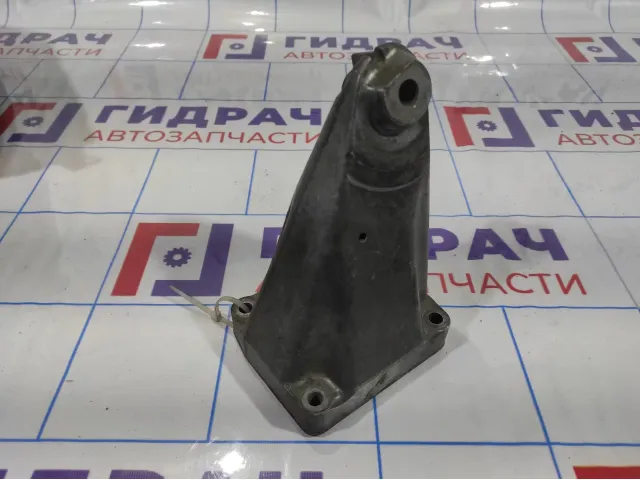 Кронштейн двигателя правый Mercedes Benz W203.  6112230804