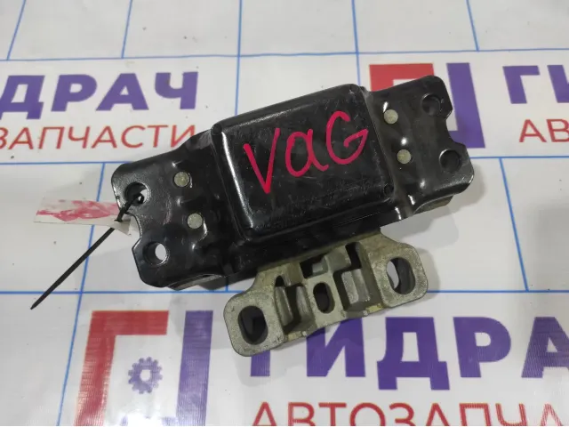 Опора двигателя левая Volkswagen Jetta.  1K0199555