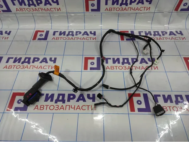 Проводка двери передней правой Hyundai Solaris 2.  91615H5210